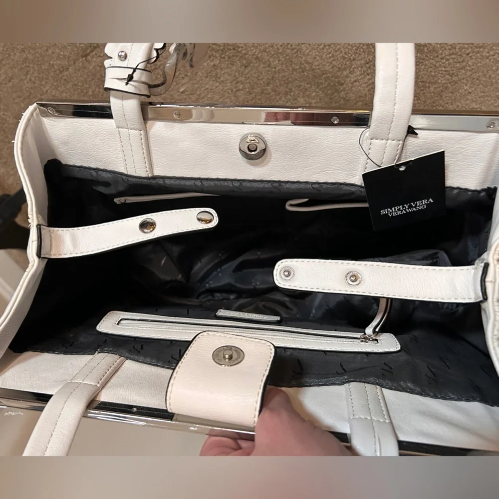 Vera Wang White Floral Baymar Tote